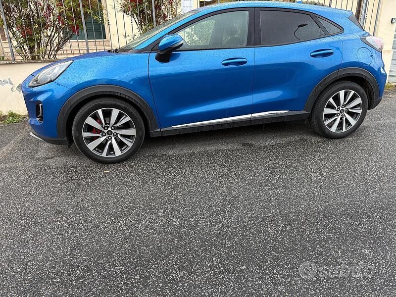 Usata Ford Puma 125 CV (91 kW) 2021 Blu SUV