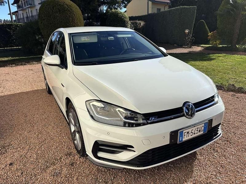 Usata VW Golf VII Sportline 116 CV (85 kW) 2017 Bianco Berlina