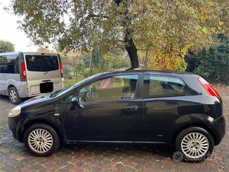 Usata Fiat Grande Punto Active 2006 Nero Utilitaria