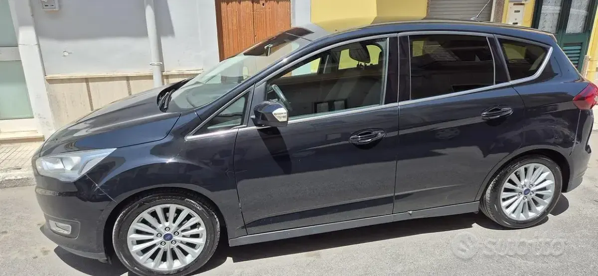 Usata Ford C-MAX 120 CV (88 kW) 2015 Nero Monovolume