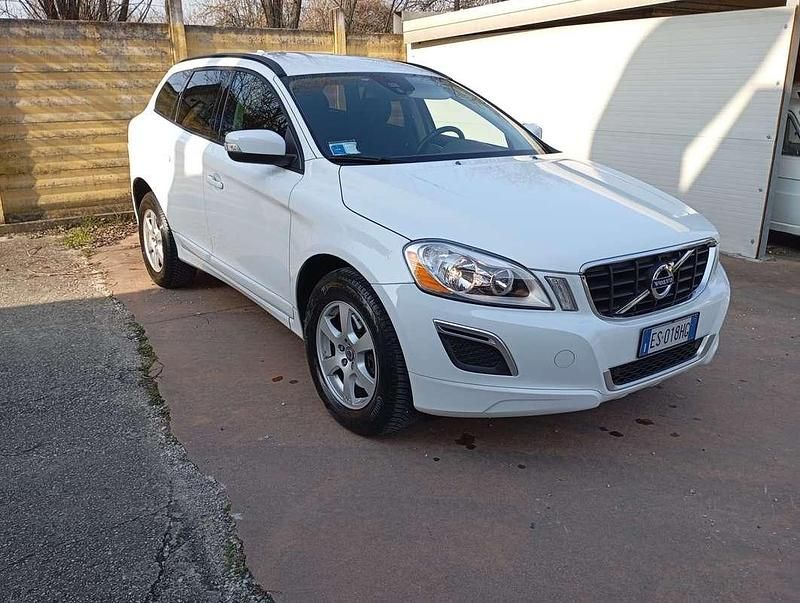 Usata Volvo XC60 Momentum 163 CV (119 kW) 2013 SUV