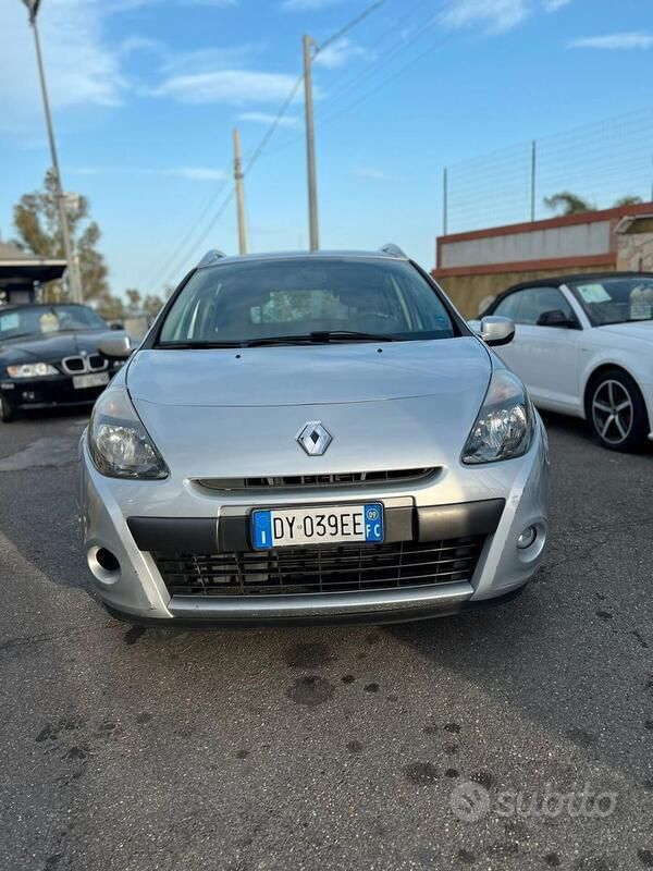 Usata Renault Clio GrandTour 78 CV (57 kW) 2009 Grigio Station wagon