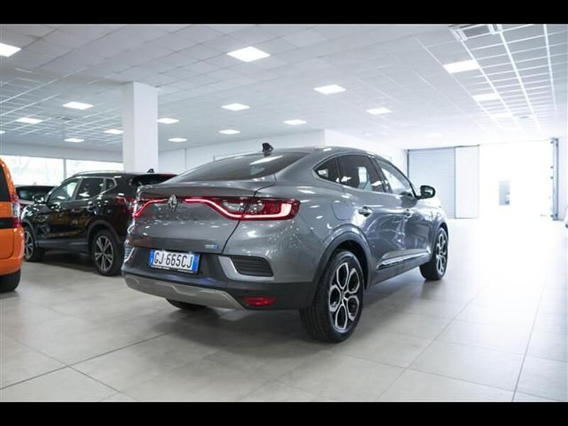 Usata Renault Arkana Intens 145 CV (106 kW) 2022 Grigio SUV