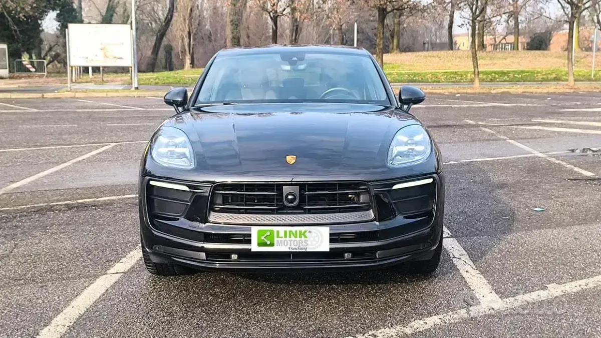 Usata Porsche Macan 265 CV (194 kW) 2023 Nero SUV