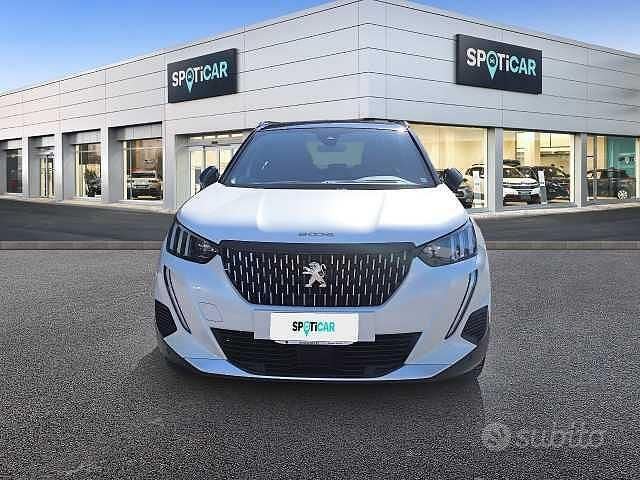 Usata Peugeot 2008 GT 131 CV (96 kW) 2023 Bianco SUV