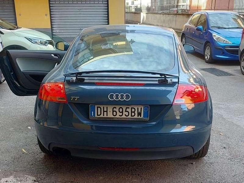Usata Audi TT Ambiente 200 CV (147 kW) 2007 Blu/azzurro Coupé