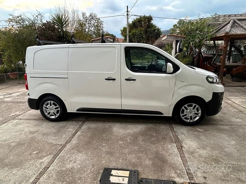 Usata Citroën Jumpy 120 CV (88 kW) 2020 Bianco Monovolume