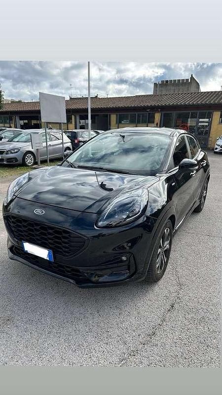 Grigio Usata 2023 Ford Puma ST-Line SUV | 19.900 € (Buon prezzo) - Immagine 1/4