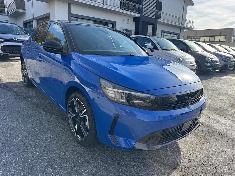 Usata Opel Corsa 131 CV (96 kW) 2024 Blu Berlina