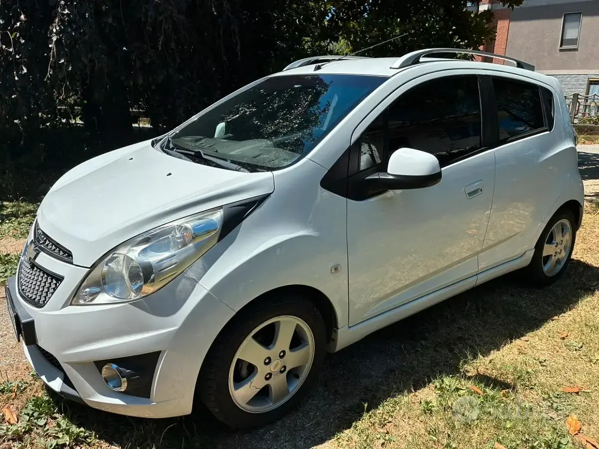 Usata Chevrolet Spark LT 81 CV (59 kW) 2011 Bianco Utilitaria