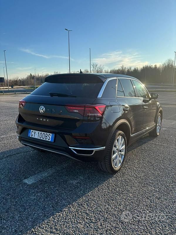 Usata VW T-Roc Advance 150 CV (110 kW) 2019 Nero SUV