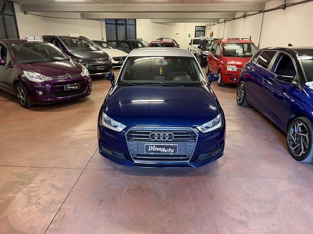 Usata Audi A1 Sportback Admired 90 CV (66 kW) 2016 Blu/azzurro Utilitaria