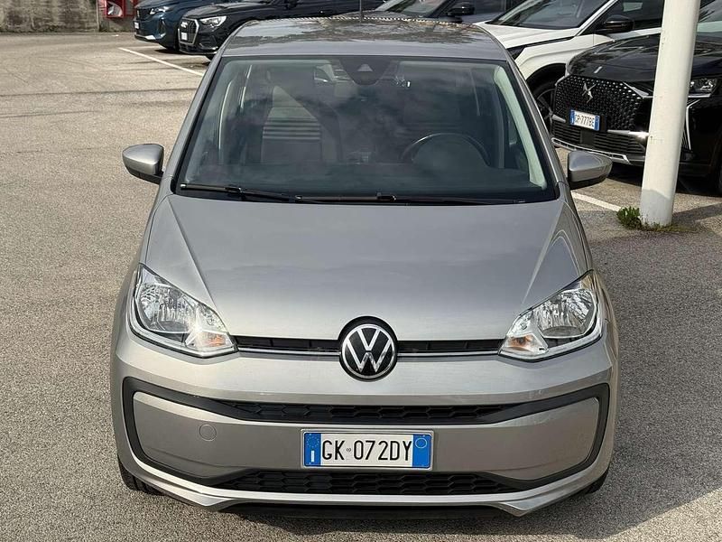 Usata VW up! Move 68 CV (50 kW) 2022 Argento Utilitaria