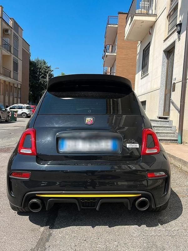 Usata Abarth 595 Pista 231 CV (169 kW) 2020 Nero Cabrio