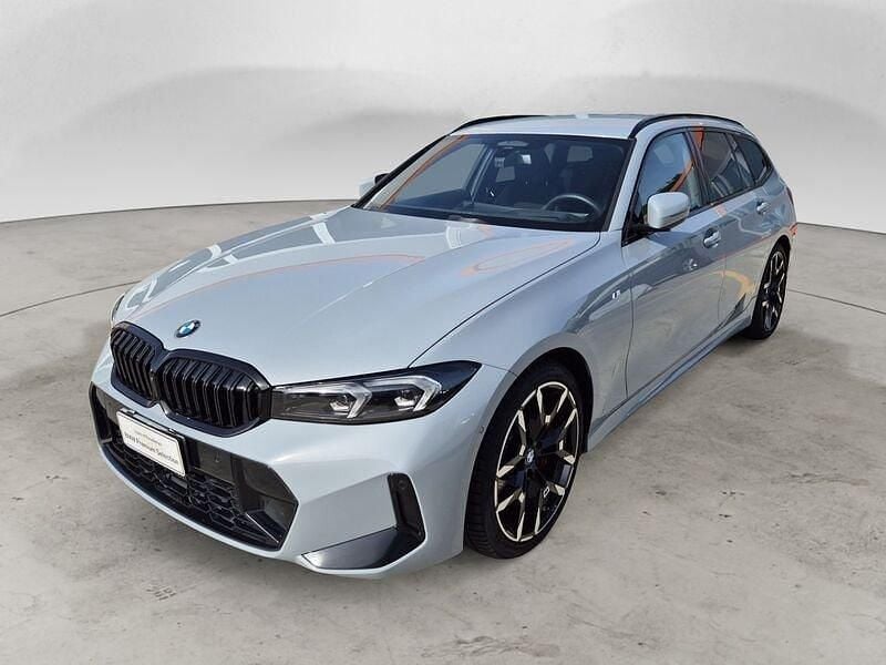 Grigio Usata 2024 BMW 320 M Sport Station wagon | 46.900 € (Buon prezzo) - Immagine 1/4