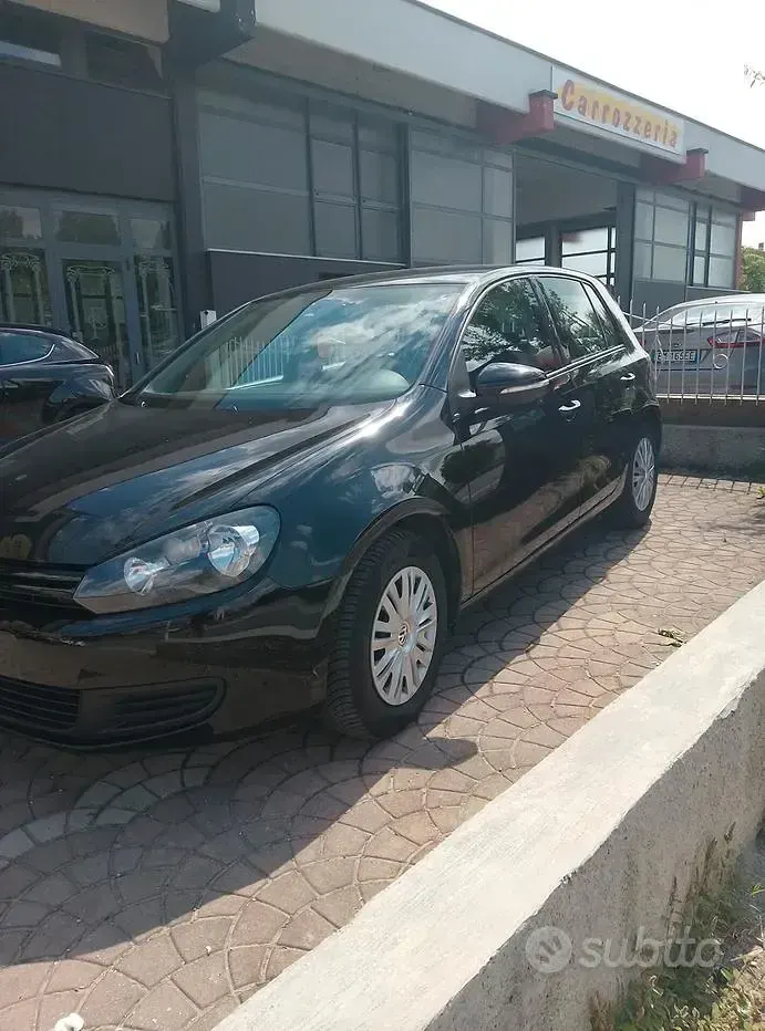 Usata VW Golf VI Highline 122 CV (89 kW) 2011 Nero Utilitaria