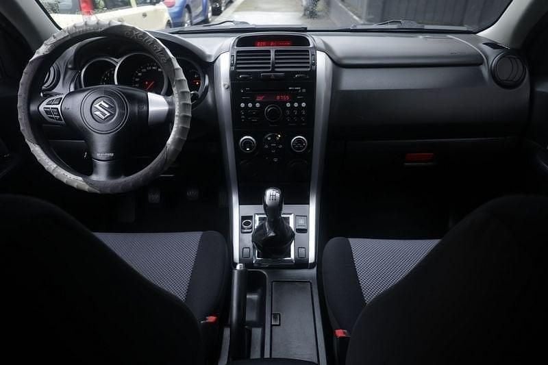 Usata Suzuki Grand Vitara 106 CV (77 kW) 2007 Grigio SUV