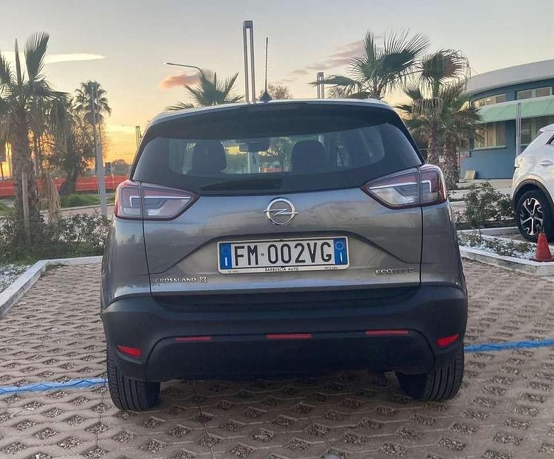 Usata Opel Crossland X S 99 CV (72 kW) 2018 Grigio SUV
