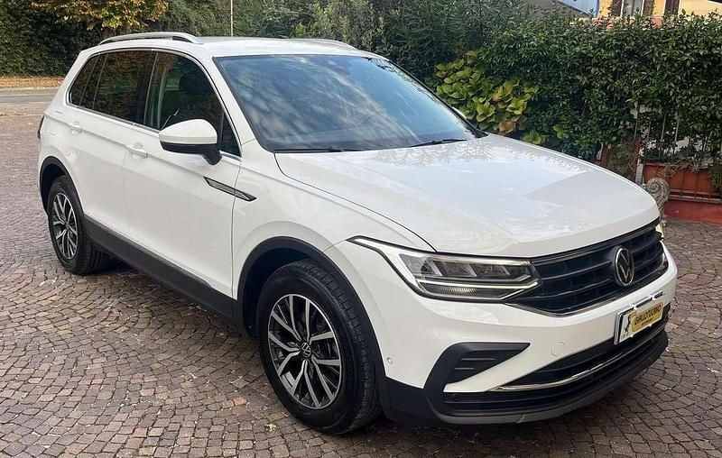 Puro Usata 2023 VW Tiguan Life SUV | 22.200 € (Super prezzo) - Immagine 1/4