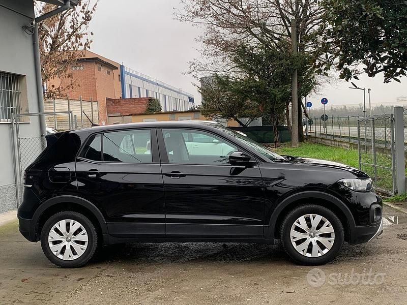 Usata VW T-Cross 95 CV (69 kW) 2019 Nero SUV