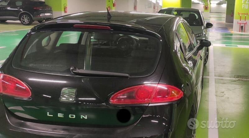 Usata Seat Leon 2008 Nero Utilitaria