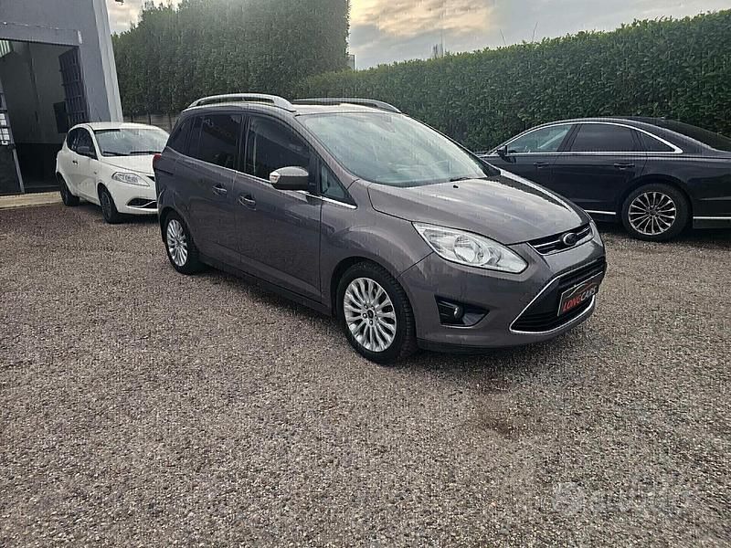 Usata Ford C-MAX Titanium 116 CV (85 kW) 2014 Grigio Monovolume