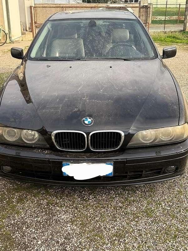 Usata BMW 525 Efficient Dynamics 143 CV (105 kW) 1999 Nero Berlina