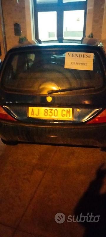 Usata Lancia Ypsilon 75 CV (55 kW) 1996 Utilitaria