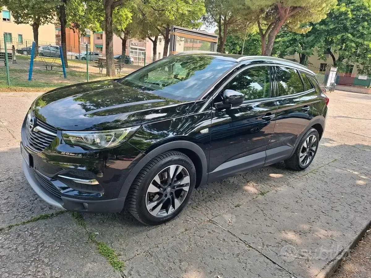 Usata Opel Grandland X 131 CV (96 kW) 2019 Nero SUV
