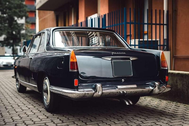 Usata Lancia Flaminia 120 CV (88 kW) 1961 Blu/azzurro Coupé