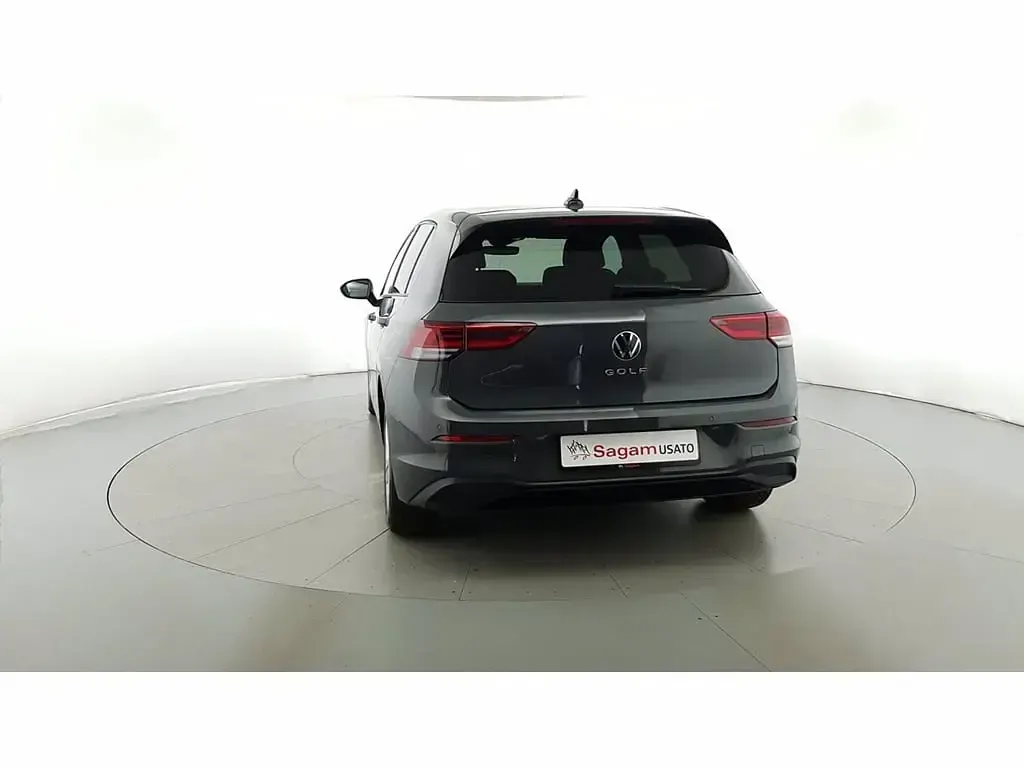 Usata VW Golf VII Life 150 CV (110 kW) 2020 Grigio urano
