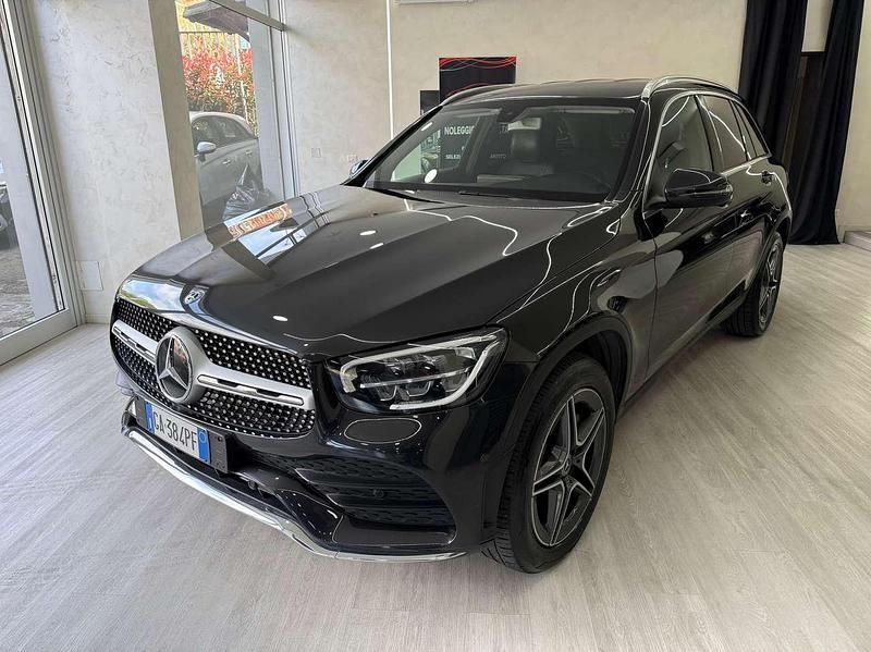 Usata Mercedes GLC200 Premium 163 CV (119 kW) 2020 Grigio daytona SUV