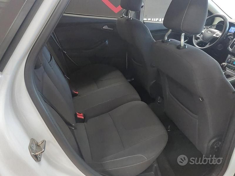 Usata Ford Focus Titanium 115 CV (84 kW) 2013 Bianco Station wagon