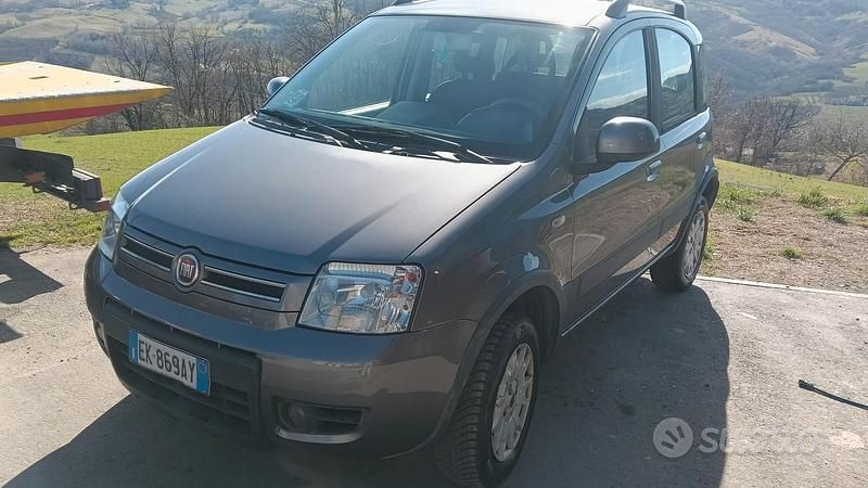 Usata Fiat Panda 4x4 2013 Grigio Utilitaria