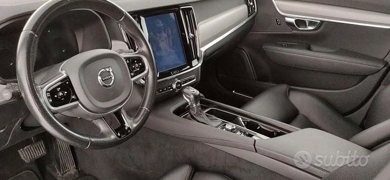 Usata Volvo V90 190 CV (139 kW) 2017 Station wagon