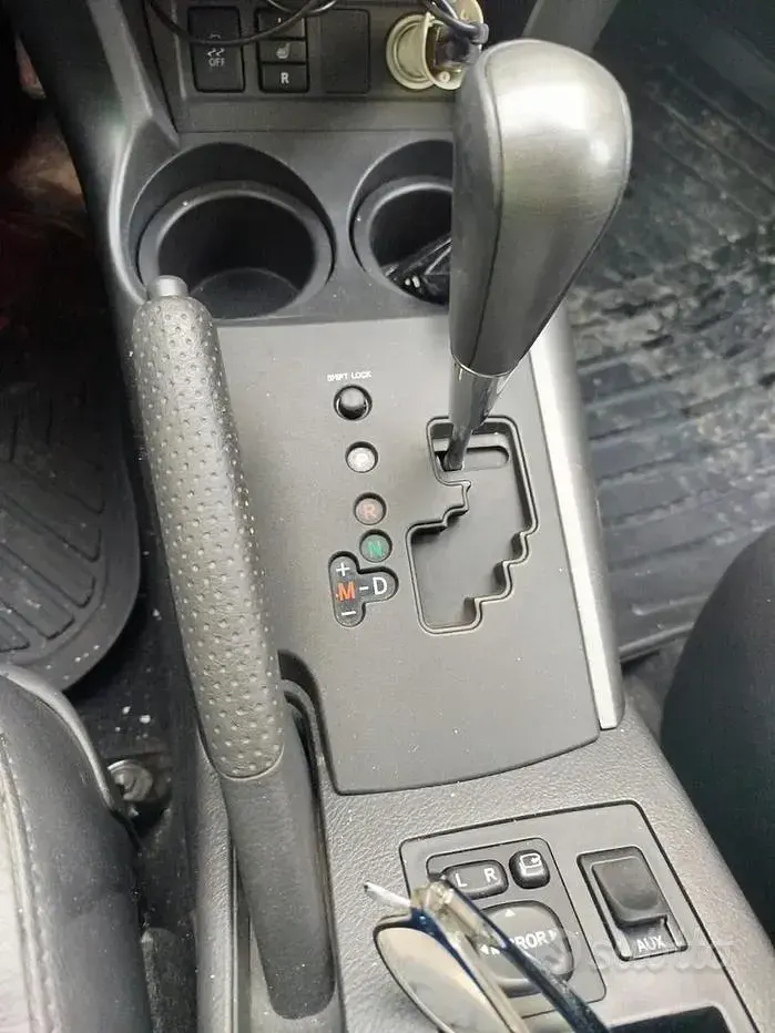 Usata Toyota RAV4 136 CV (100 kW) 2010 Bianco SUV