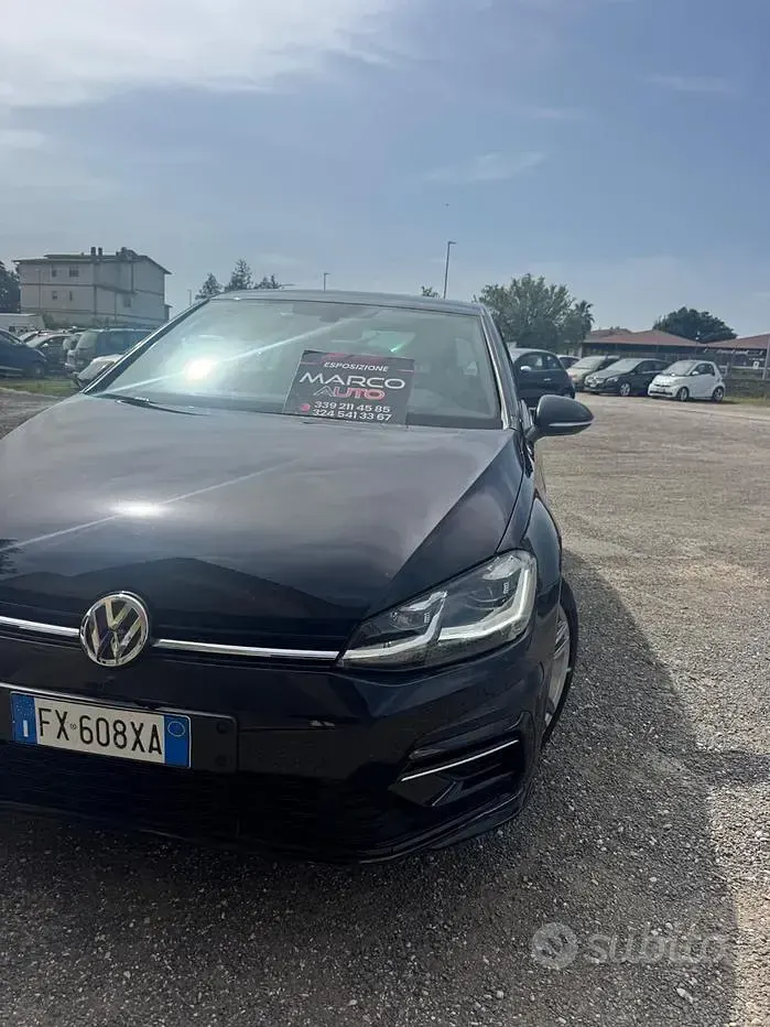 Usata VW Golf VII R-line 116 CV (85 kW) 2019 Nero Berlina