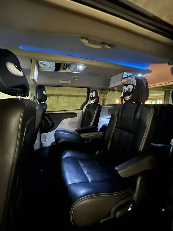 Usata Lancia Voyager Gold 163 CV (119 kW) 2013 Nero Monovolume