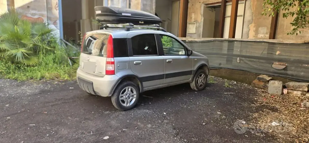 Usata Fiat Panda 4x4 69 CV (50 kW) 2006 Grigio Utilitaria
