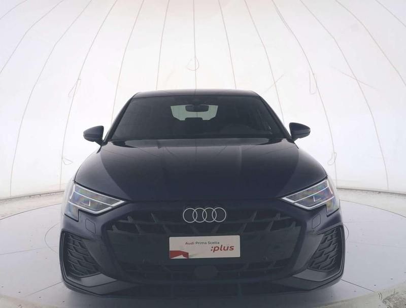 Usata Audi A3 Sportback S-Line 150 CV (110 kW) 2024 Blu/azzurro Utilitaria