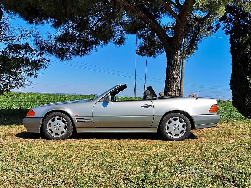 Usata Mercedes SL320 231 CV (169 kW) 1994 Argento Cabrio
