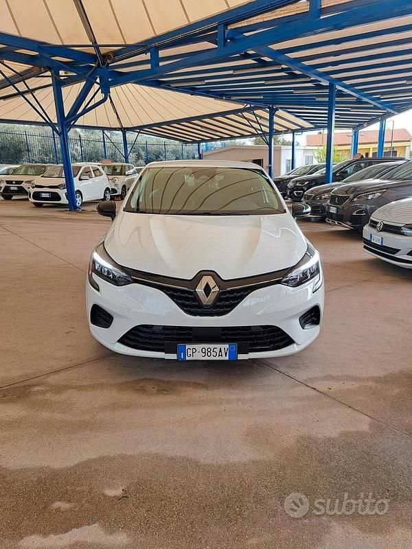 Occasion Renault Clio V Equilibre 66 ch (48 kW) 2023 Blanc Berline