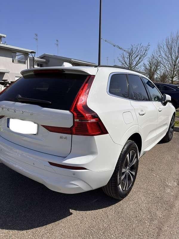 Usata Volvo XC60 Momentum 197 CV (144 kW) 2022 SUV