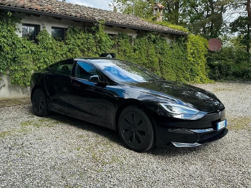 Usata Tesla Model S 2024 Nero Utilitaria