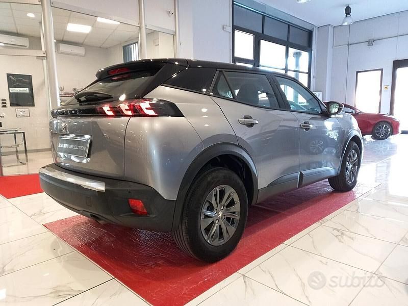 Usata Peugeot 2008 100 CV (73 kW) 2021 Bianco SUV