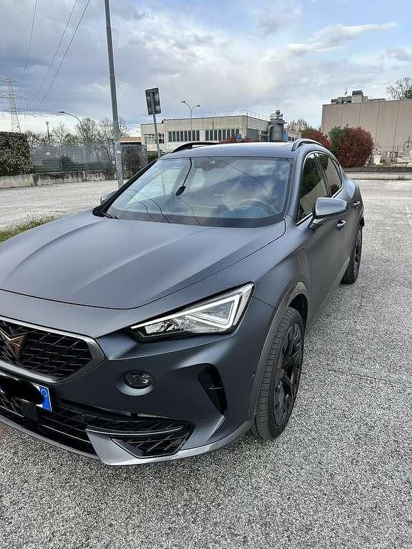 Usata Cupra Formentor 204 CV (150 kW) 2023 Blu/azzurro SUV