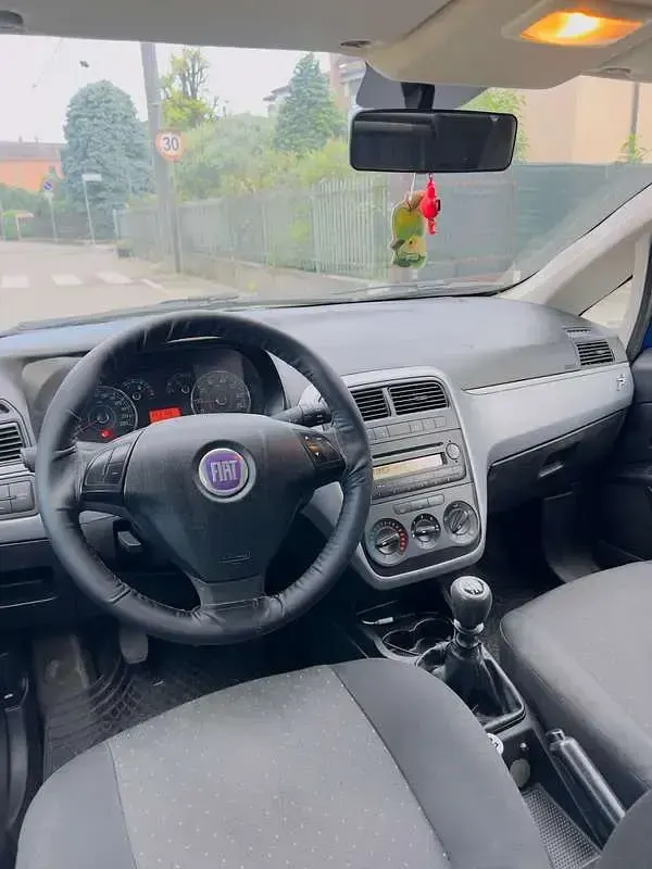 Usata Fiat Grande Punto 65 CV (47 kW) 2010 Utilitaria