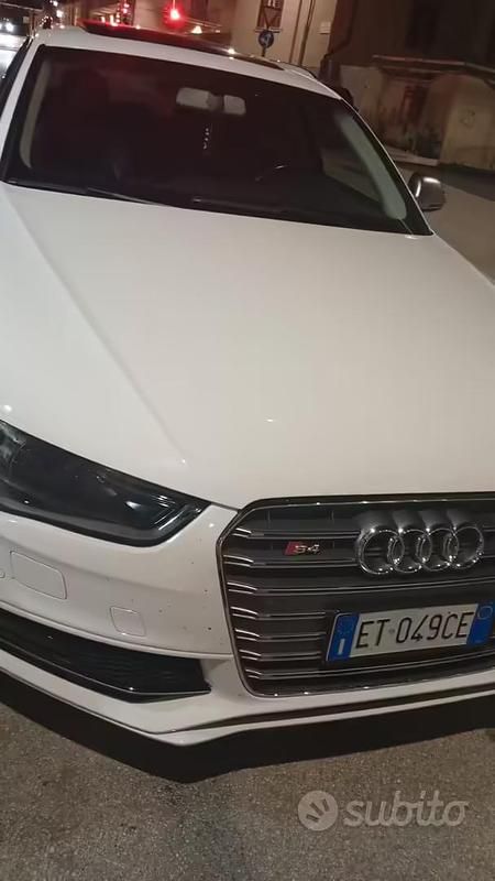 Usado Audi A4 143 CV (105 kW) 2014 Blanco Familiar