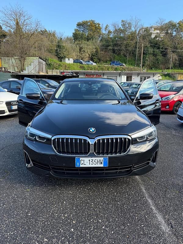 Usata BMW 520 Luxury Line 190 CV (139 kW) 2022 Nero Berlina