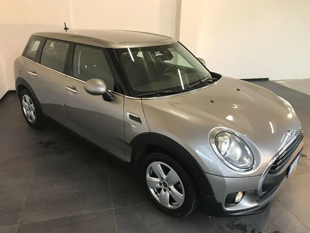 Usata Mini One Clubman Hype 101 CV (74 kW) 2016 Grigio Station wagon